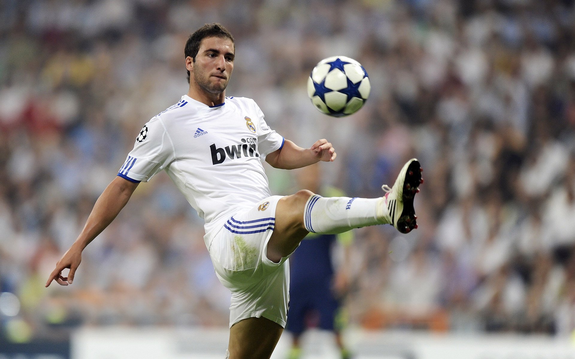 德布劳内爆发破迷雾，尼日利亚关键战突围智利启示录