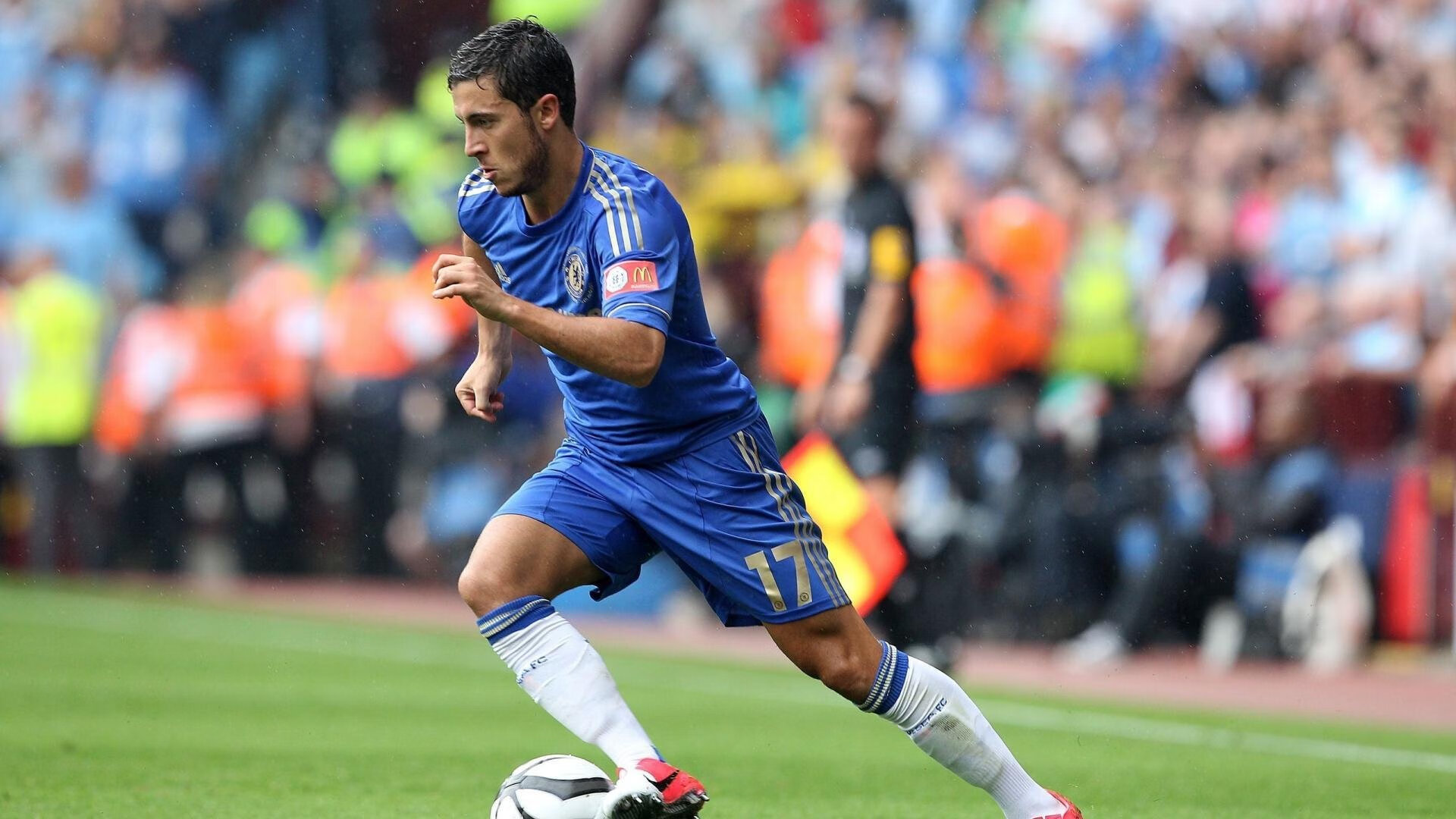 范弗利特压力下完成爆发，广东队单节拉开热火